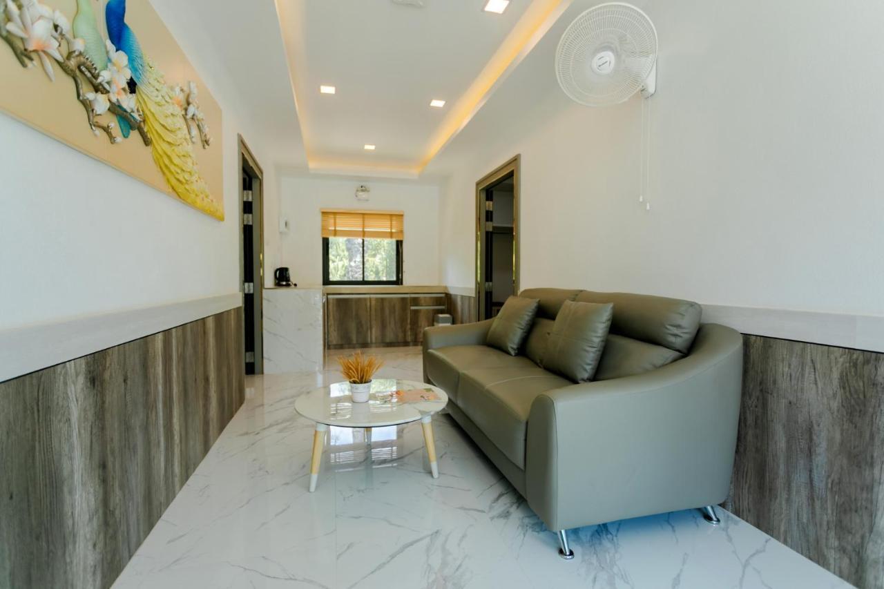 Neenlawat Riverside Surat Thani Extérieur photo