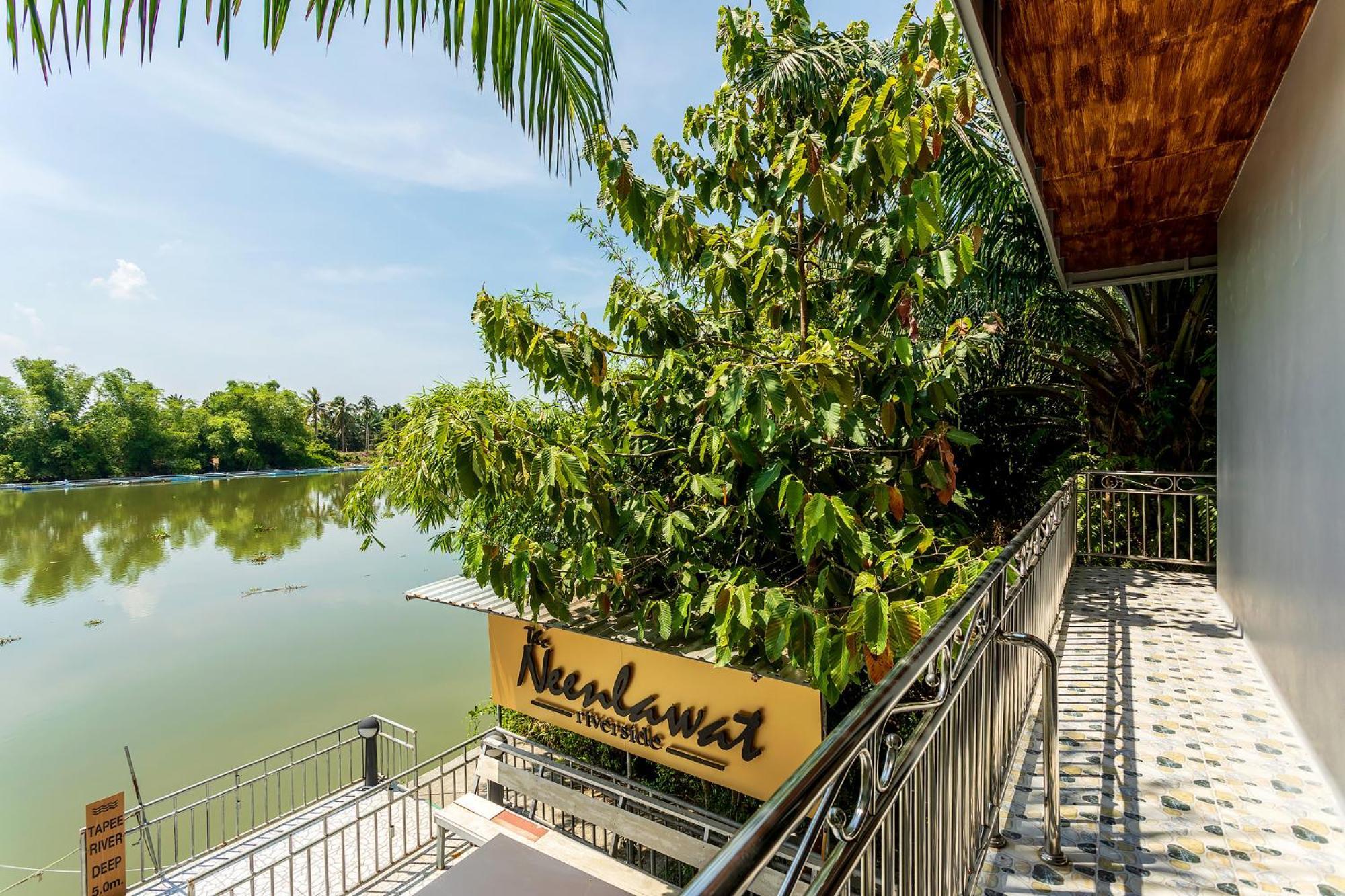Neenlawat Riverside Surat Thani Extérieur photo