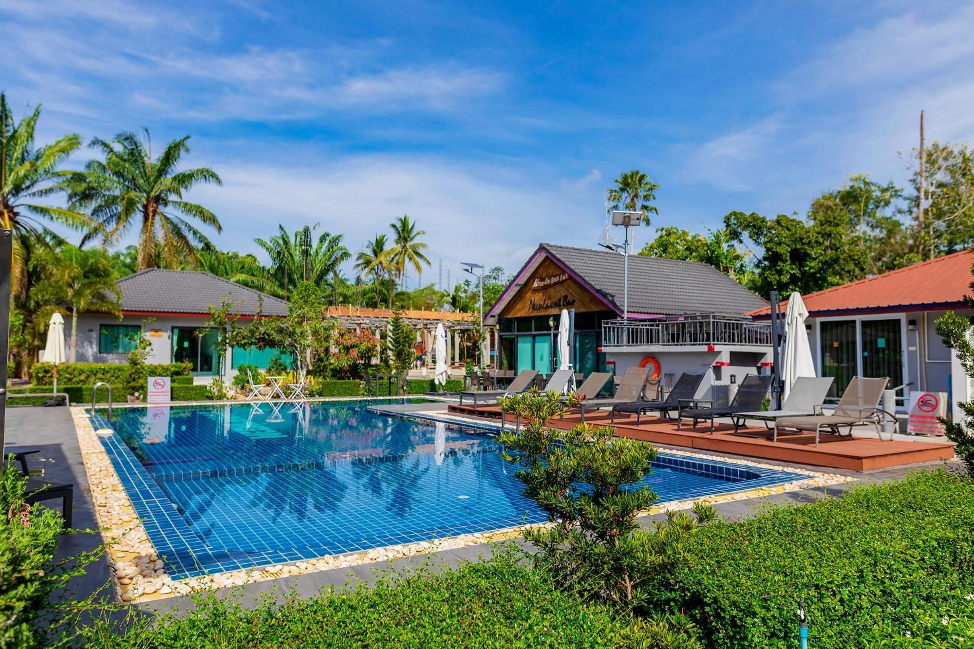 Neenlawat Riverside Surat Thani Extérieur photo