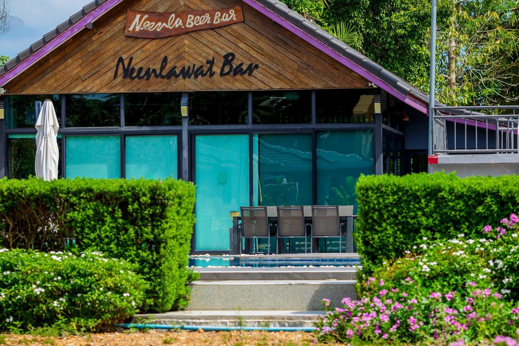 Neenlawat Riverside Surat Thani Extérieur photo